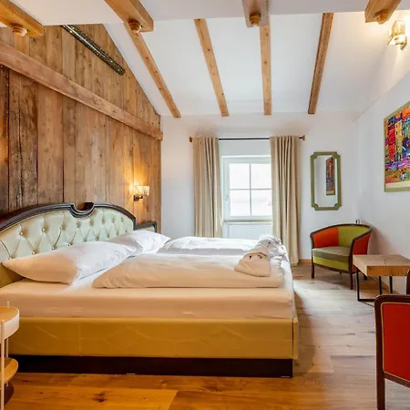 Appartement Biber Art 1