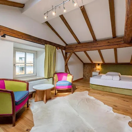 Appartement Biber Art 1